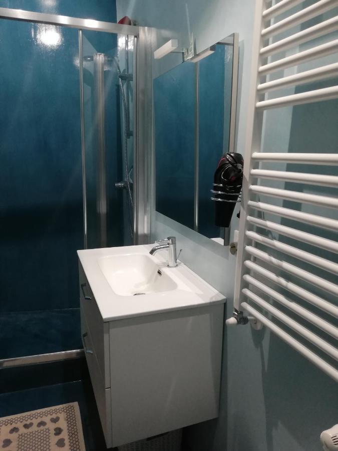 La Tana Tra I Tetti Bed and Breakfast Genua Buitenkant foto